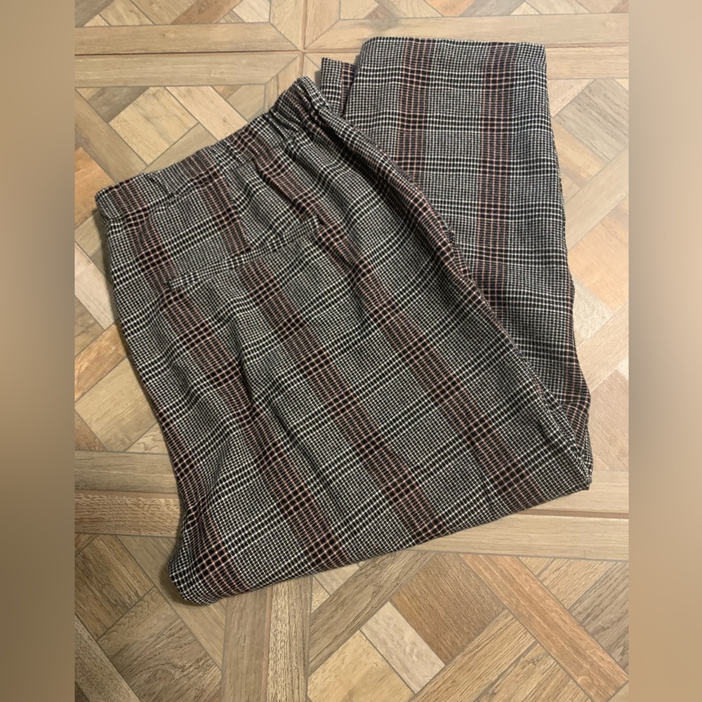 Old Navy Pull on Trousers